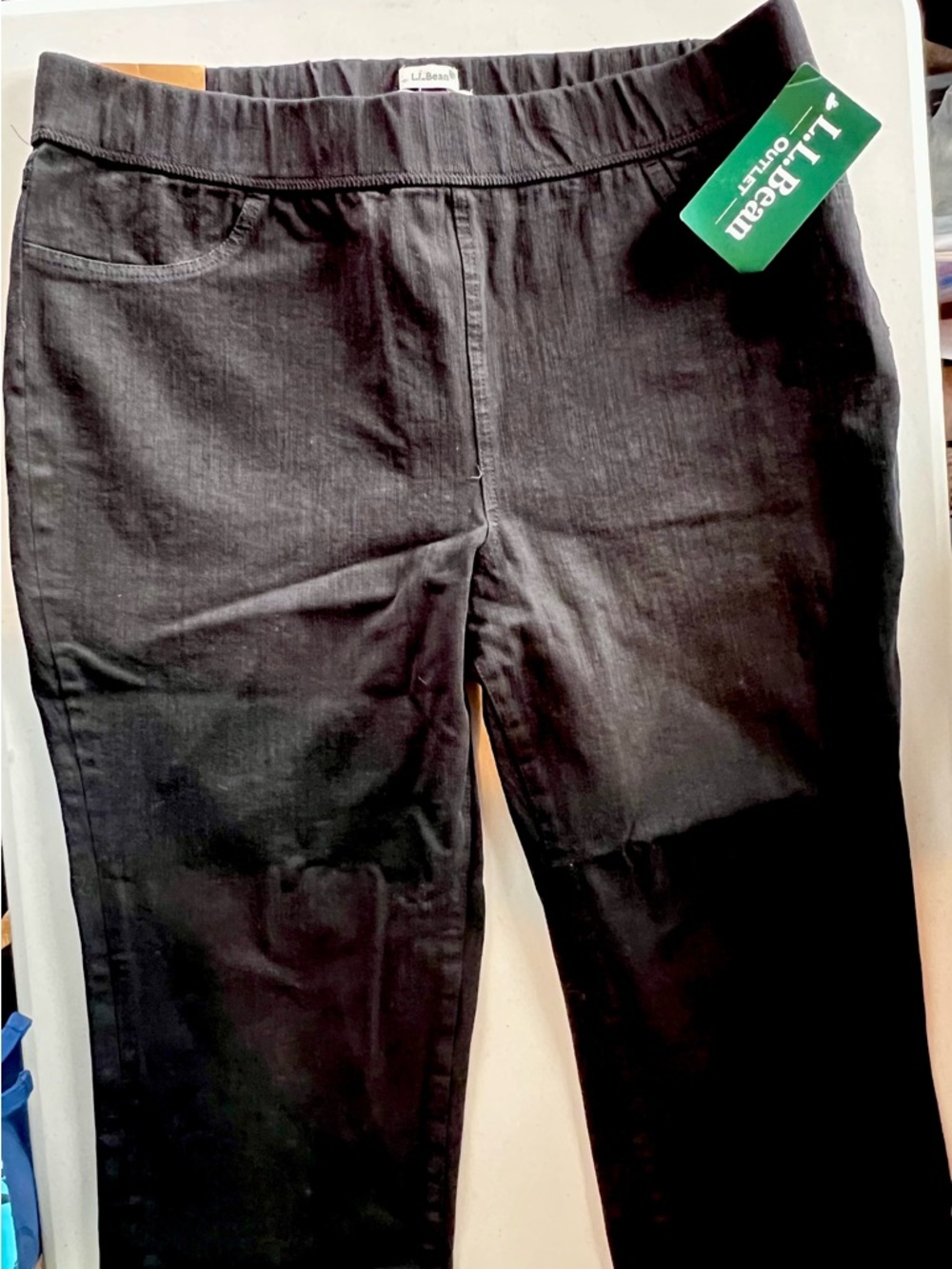 LL BEAN Sz 18 Womens Pull-on Stretch Black Jeans Straight Leg NWT